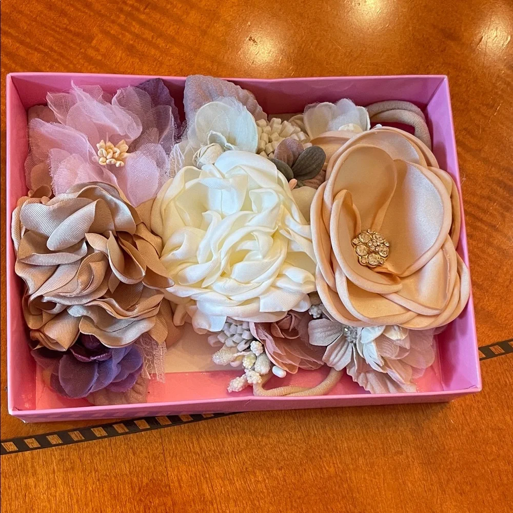Set of 3 Cream and Pink Floral Hair Accessories /wrist with Vintage Charm